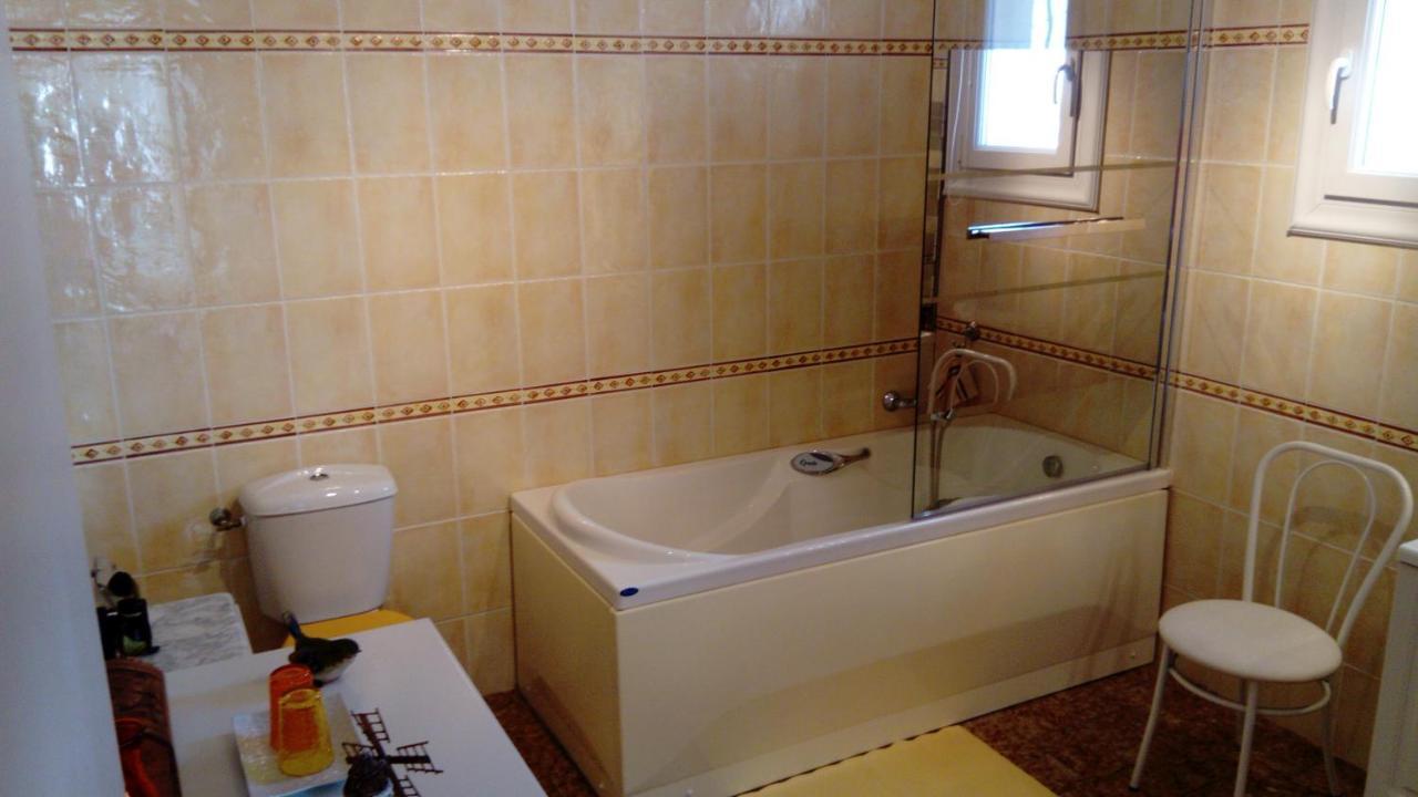 L'Oustau Bonur Bed & Breakfast Bourg-Saint-Andéol Exterior photo